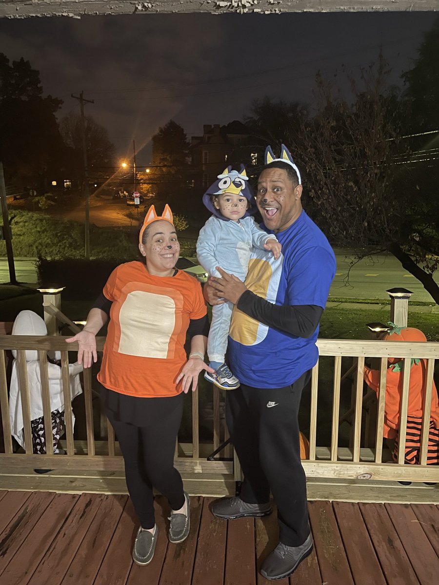 JoshTaylorHD's tweet photo. Happy Thanksgiving from our family to yours. This year, we’ve decided to let our little turkey tell everyone what we’re thankful for… ❤️🦃🍁🤰🏻 https://t.co/3IHil4XLMc