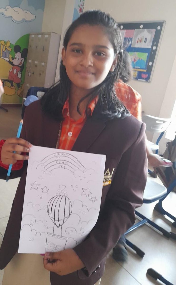 SAI_Edu_In's tweet photo. Students of Class V working on class mission statements in teams with enthusiasm.Their goal is to set a classroom culture and articulate class values. 
#leaderInMe
#classmission https://t.co/UBsaQTMrB2