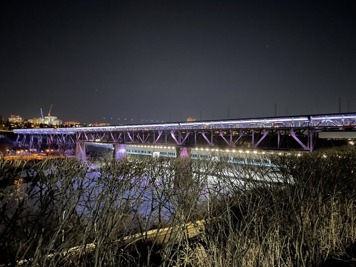 FedoraPharma's tweet photo. @CityofEdmonton @DoBugsNeedDrugs @CanadaAMR Go Blue for AMR https://t.co/sPKHzIznuS