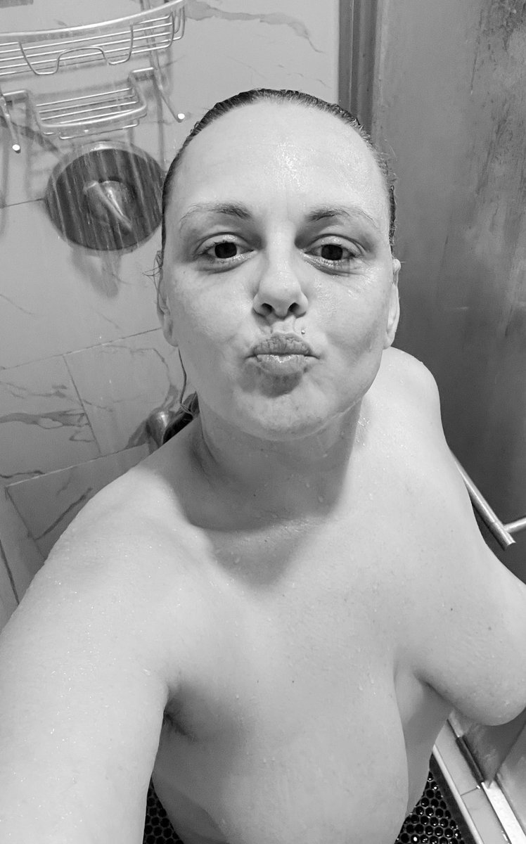 blondiebabe213's tweet photo. Who doesn’t love a good shower pic? Please Retweet and come visit me https://t.co/xGdJ50cQYc….First 5 subscribers get 15% off https://t.co/QVVvwLRMk3
