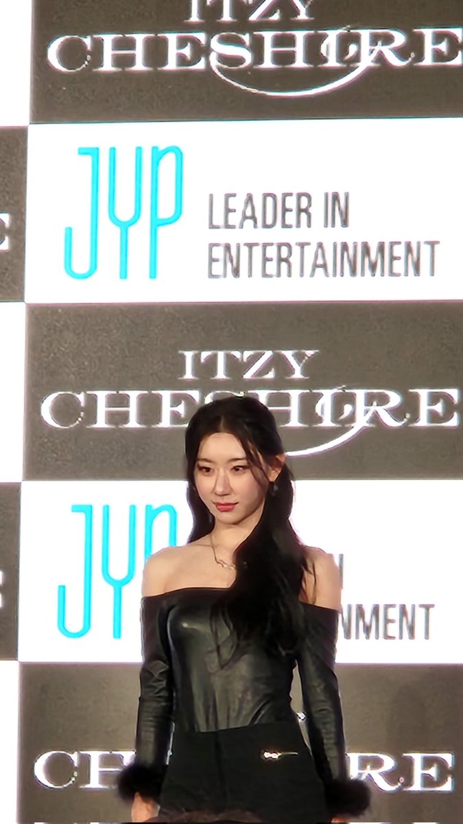#Itzy #Chaeryeong 💕