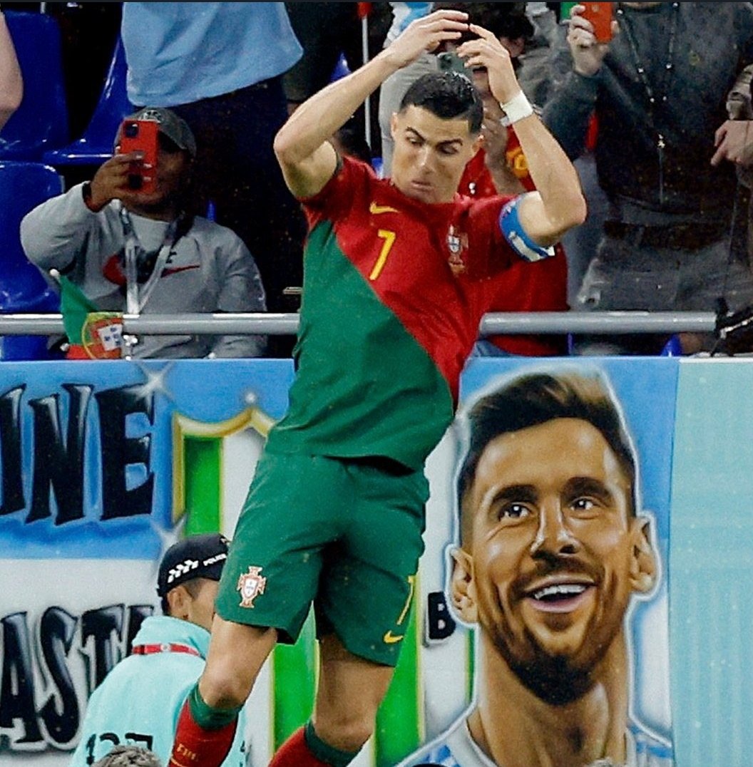 Realbj21's tweet photo. Si @TeamMessi el #Bicho lo volvió hacer.
@Cristiano #WorldcupQatar2022 @qatarworldcupi @FIFAWorldCup https://t.co/E9ZZEvSDAT