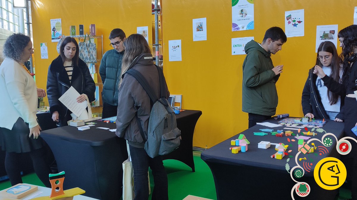 culturgal's tweet photo. Xa comezaron as visitas de grupos á #Culturgal2022 ✨
Ás 13 h faremos a inauguración oficial da Feira e durante o resto da xornada agárdavos moita programación!
📲 Revisádea toda aquí e vide gozar da #cultura!:
https://t.co/NTYKFvZv3E
#axendacultural #quefacer #culturgal https://t.co/MuFOuyTrV8