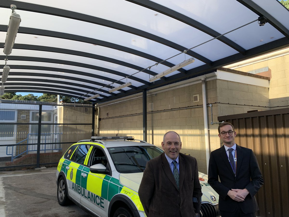 Wonderful to open the newly refurbished Harlow Ambulance station this morning &amp; meet the amazing staff who work so hard to help our community, including one of their brilliant L3 apprentices! 🚑🎉🌟