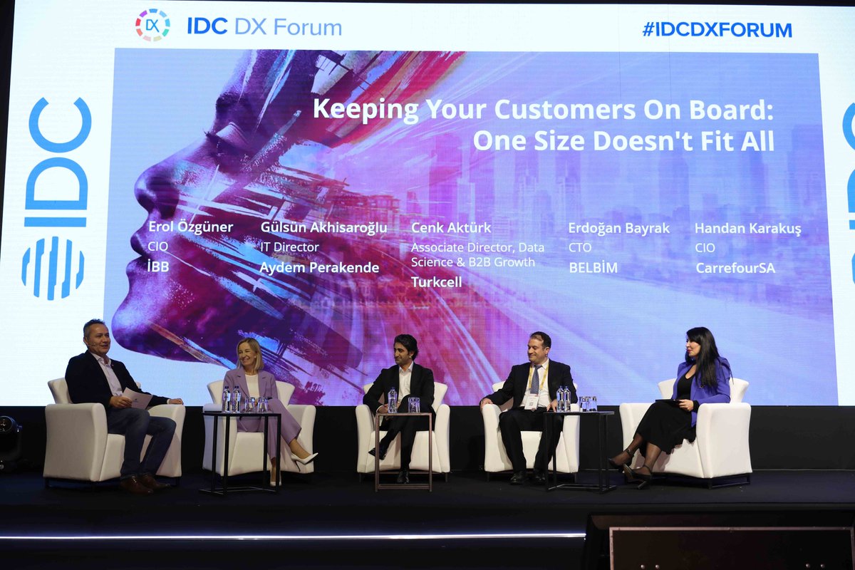 Erol Özgüner (CIO, İstanbul Büyükşehir Belediyesi); 'Keeping Your Customers On Board: One Size Doesn't Fit All' konulu panelde görüşlerini bildirdi.' #IDC #IDCTürkiye #DXForum2022 #IDCDXFORUM