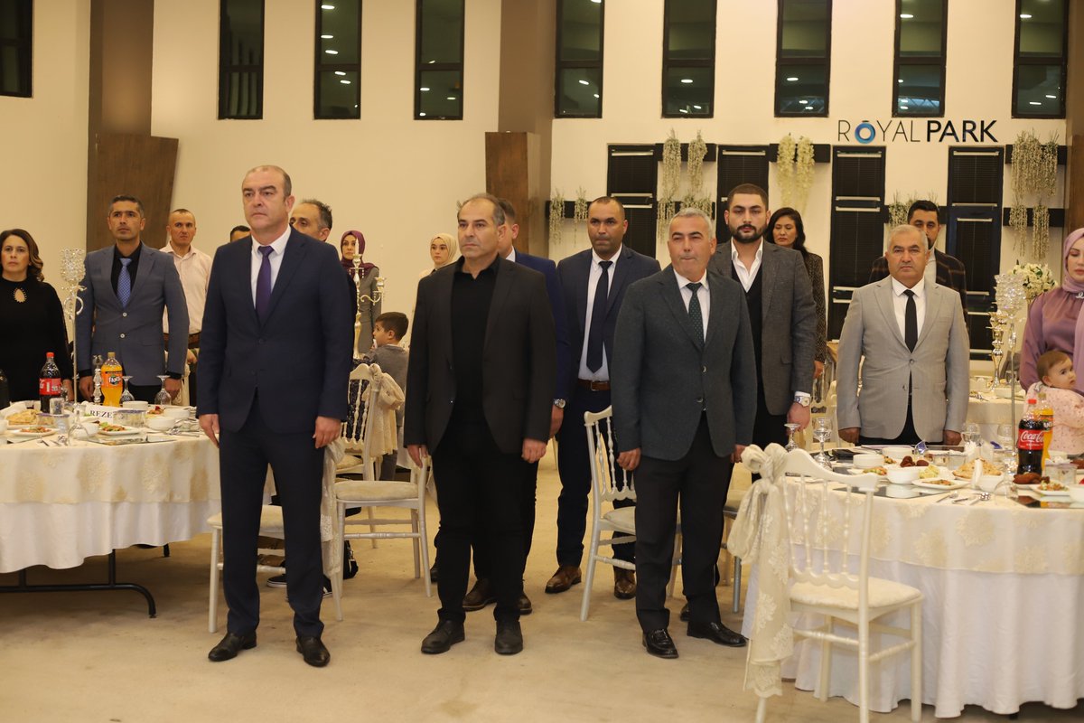 AtabeyOkullari's tweet photo. Atabey Okulları ve @BK_Osmaniye   Bahçeşehir Koleji Osmaniye Kampüsü öğretmenleri ve idarecileri Öğretmenler Günü yemeğinde bir araya geldiler. Öğretmenlerimiz bu özel günlerini eğlenerek geçirdiler. Biz kocaman bir aileyiz 🫶 https://t.co/k4sGeauFgu