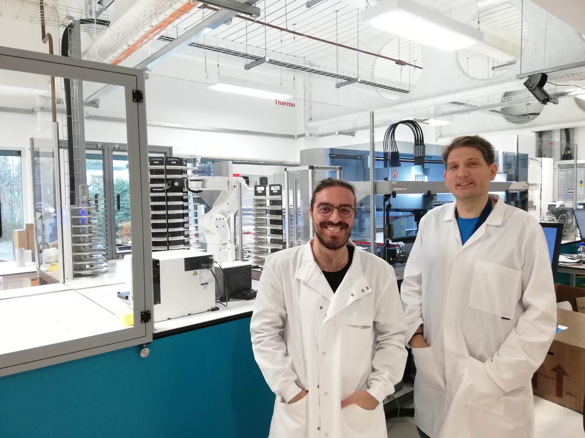 EngineOmic's tweet photo. Yesterday we had the pleasure of visiting the @EdinGenFoundry, Europe's most advanced research facility specialised in the assembly of large DNA fragments using a highly automated platform.
@biobio_uth @mbg_bio_uth @plant_env #synbioGR https://t.co/UivAbcDI3n