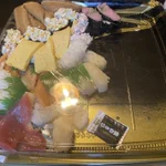 ひどいよ出前館!？寿司が跡形もない状態に。