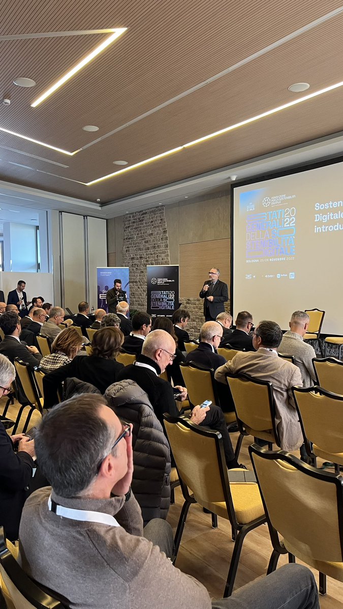 <a href="/stefanoepifani/">Stefano Epifani</a>, Presidente <a href="/DigiTInst/">Fondazione per la Sostenibilità Digitale</a>, introduce gli Stati Generali della #SostenibilitàDigitale. Alla ricerca delle risposte ma soprattutto delle giuste domande.