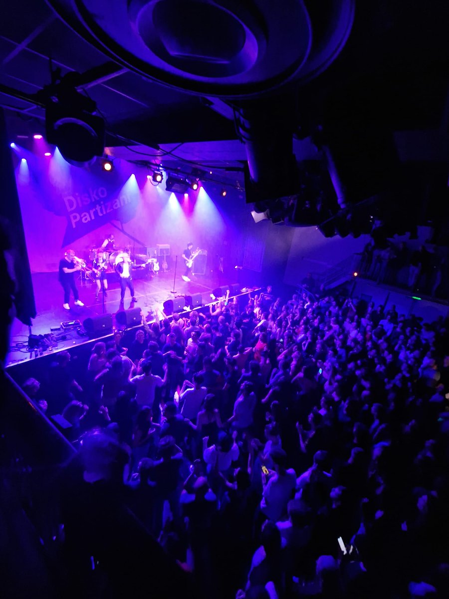 rienkalberts's tweet photo. #melkweg #shantel https://t.co/VK78zcKIui