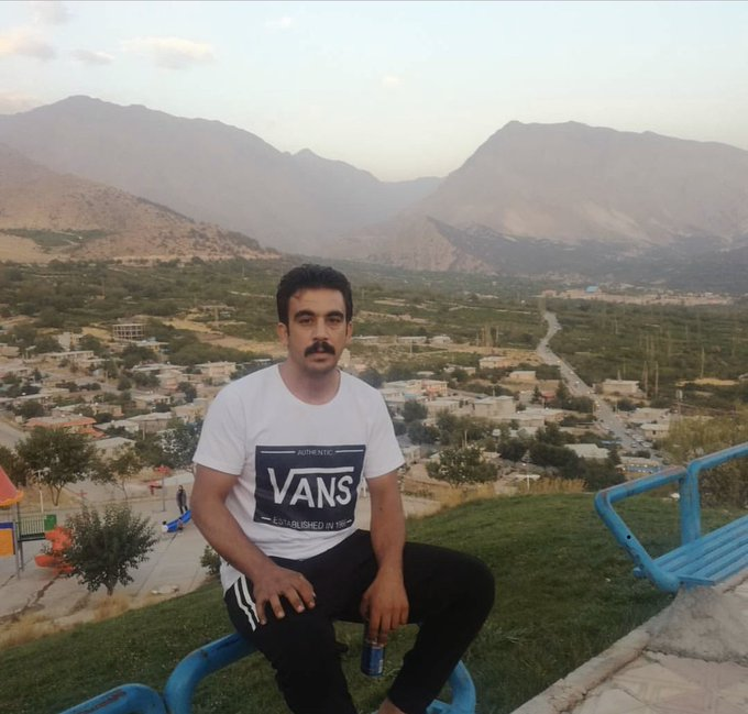 felaskechayi's tweet photo. Iran's regime killed Majid Hashemi on 16 Nov 2019 by the Iranian regime during national protests. He was 32 years old, a father of two kids, and he was supporting @PersepolisFC.
#WALIRN    
#SayTheirNames 
#Qatar2022 https://t.co/eZy4PTJG2B