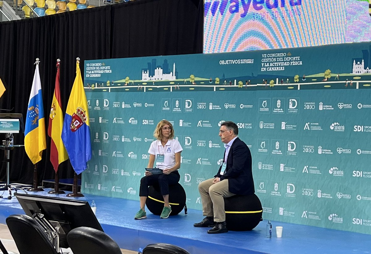 Acagede's tweet photo. 👉 Da comienzo la tertulia sobre “𝗣𝗲𝗿𝘀𝗽𝗲𝗰𝘁𝗶𝘃𝗮 𝗱𝗲 𝗳𝘂𝘁𝘂𝗿𝗼 𝗱𝗲 𝗲𝗺𝗽𝗿𝗲𝘀𝗮𝘀 𝗱𝗲 𝘀𝗲𝗿𝘃𝗶𝗰𝗶𝗼𝘀 𝗱𝗲𝗽𝗼𝗿𝘁𝗶𝘃𝗼𝘀” por Rafael Cecilio Vicepresidente de FNEID y Presidente de DreamFit, y presentado por Carmen Sosa, Vocal de ACAGEDE. 

#CongresoACAGEDE https://t.co/epdwloQRPG