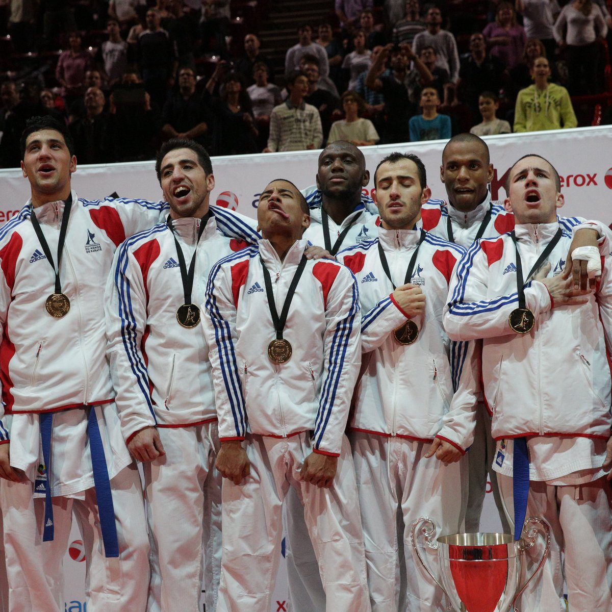 ffkarate's tweet photo. C'est quelle partie de la marseillaise ça ?
#ChampionnatsduMonde #Paris2012 https://t.co/OuVJ4R7Ma6