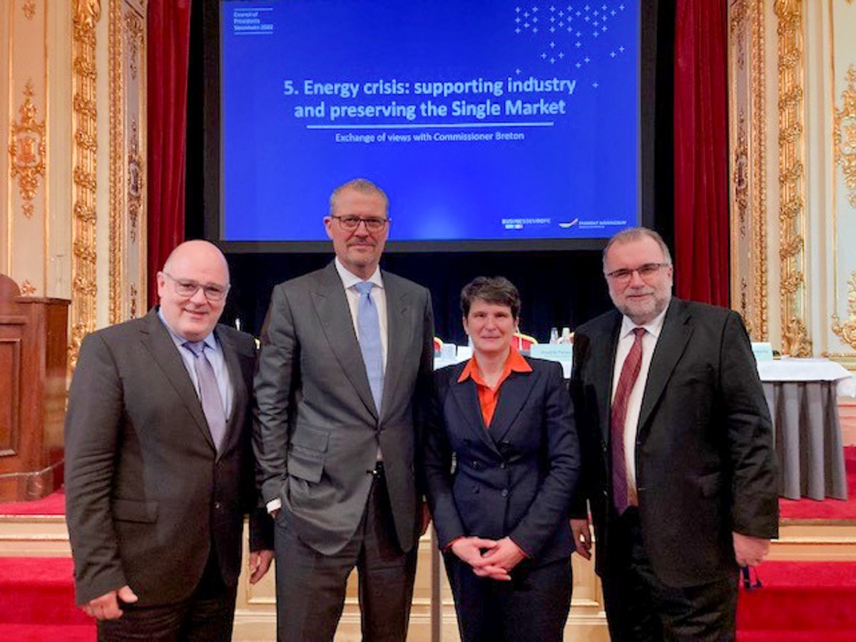 Der_BDI's tweet photo. Today, the Presidents of @BusinessEurope’s 40 member federations gathered in Stockholm. Clear message: #Europe urgently needs a comprehensive competitiveness strategy. Thank you for the exchange @ThierryBreton, @SwedishPM & @PrinsDanne! @svenaringsliv #EUGrowth #EUIndustry https://t.co/c3xuv2UXKi