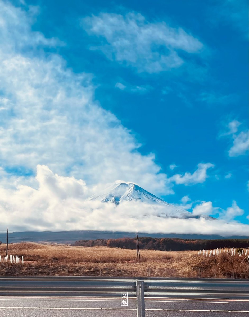 F_________999's tweet photo. FUJIYAMA🗻 https://t.co/tqPmEuxtHt