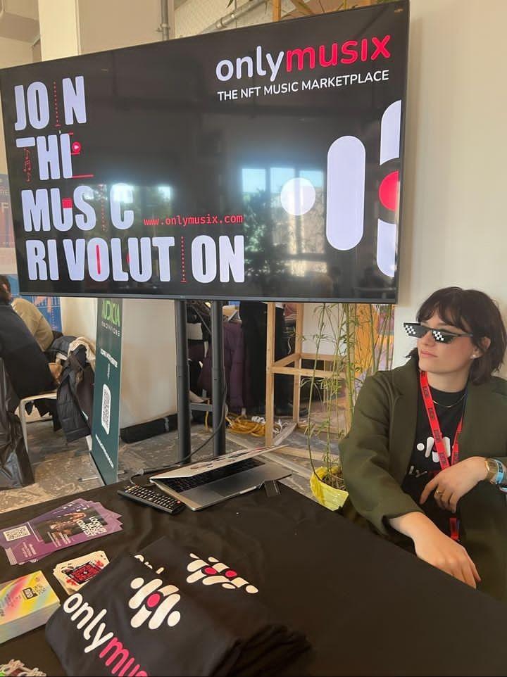 Onlymusix_NFT's tweet photo. Ultimo giorno per passarci a salutare allo stand più rock di tutto @linecheck_it 🤟
Ci trovate a @basemilano!
#nft #NFTMarketplace #jointhemusicrevolution #linecheck #nftcollectors #MusicNFTs #musicindustry #Web3 #creators #music https://t.co/7nKBZjVH6X