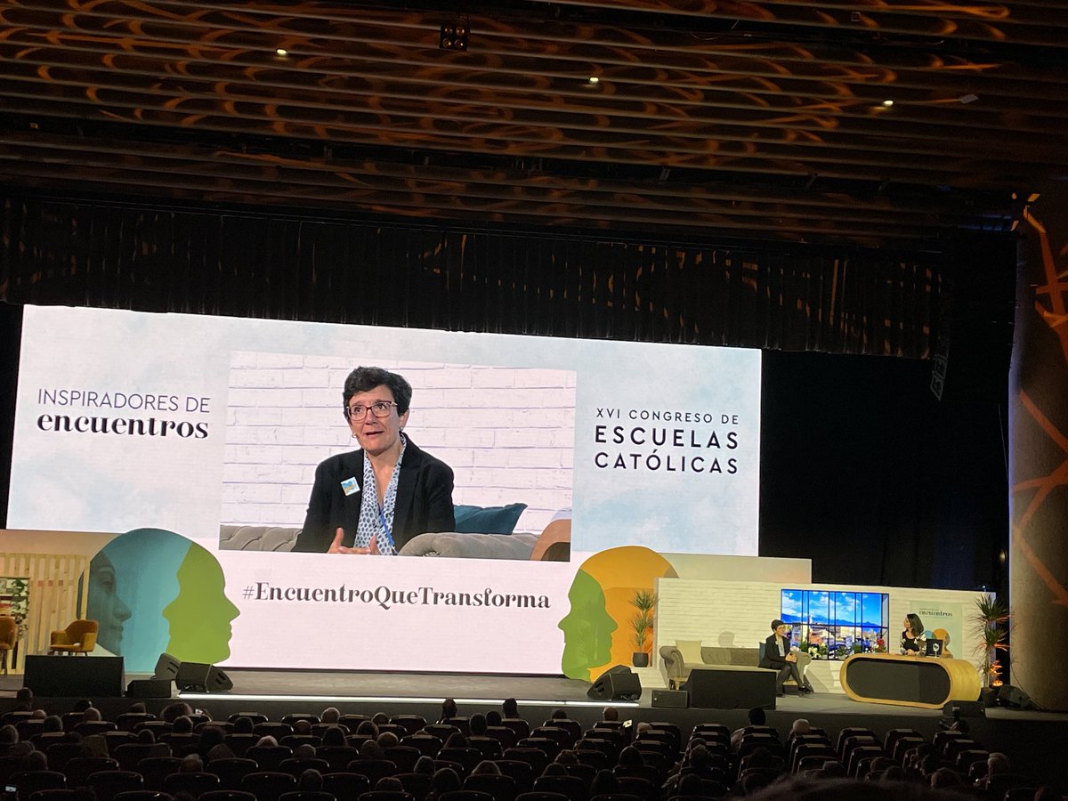 Encarni_SR's tweet photo. La ESCUCHA y el CUIDADO como fórmula entre la sobreprotección y la desprotección. #EncuentroQueTransforma ⁦@ecatolicas⁩ ⁦@divinomaestrobz⁩ #InspiradoresDeEncuentros https://t.co/NKrm5Cu9FY