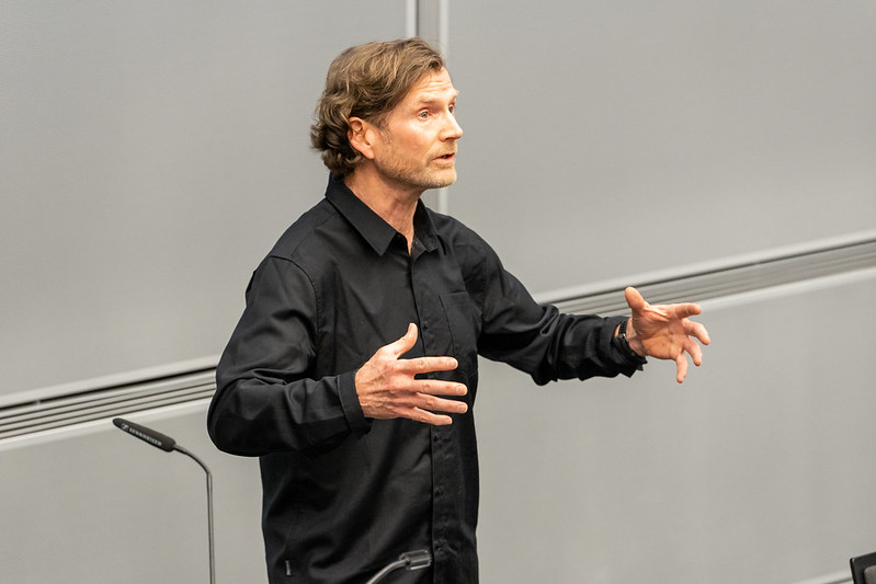 Impressions of the conference "Digital Citizenship, Digital Wilds and Language Learning &amp; Teaching": 24.-25.11.2022, Unipark Nonntal @PLUS_1622 <a href="/Linguanum_eu/">Lingu@num</a> 
flickr.com/photos/uni-sal…