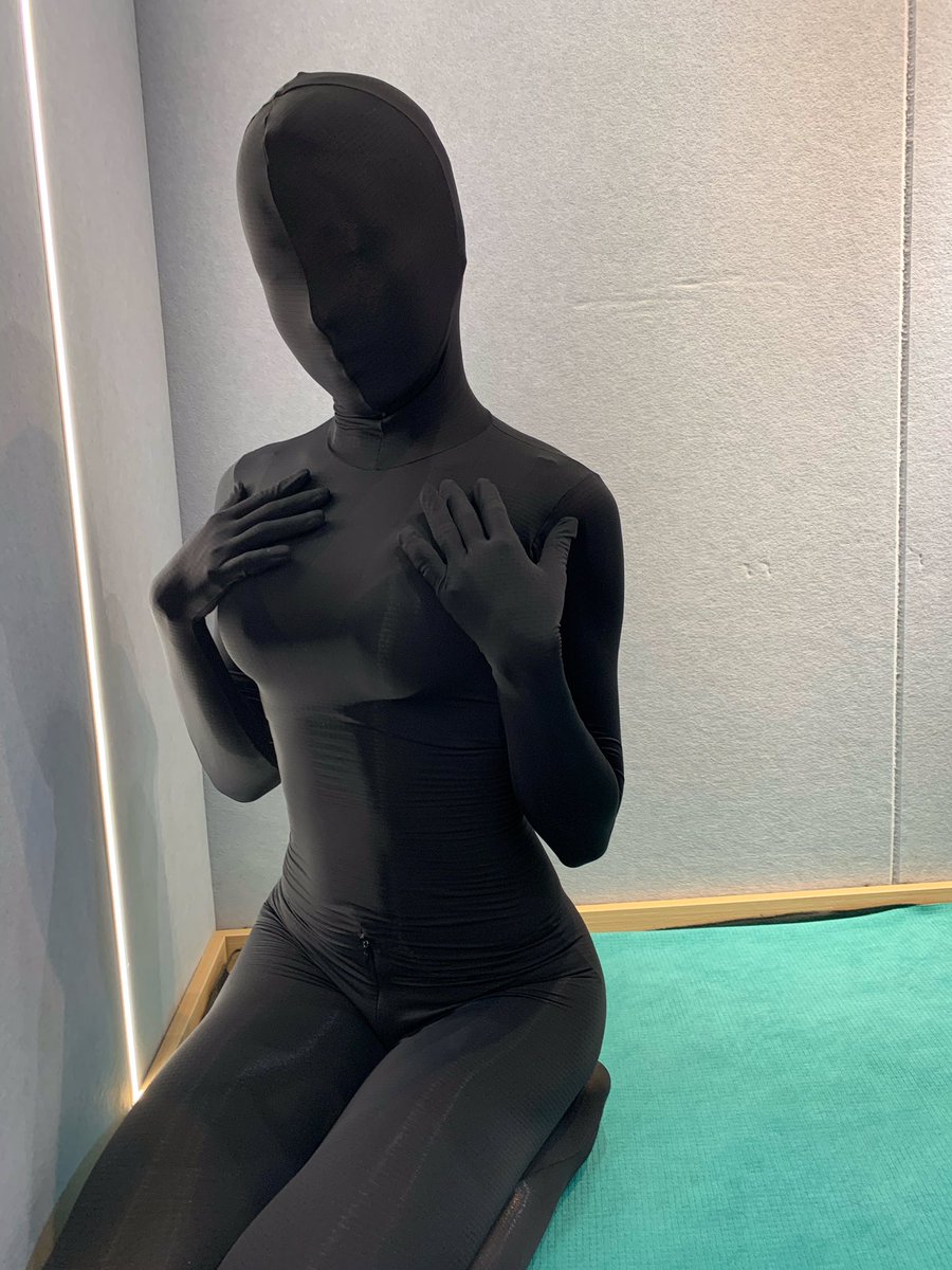 Aimili38875's tweet photo. 大家好
我是一名zentai新人
感谢各位同好的关注！
破5000粉丝放大招哦😯
请持续关注我 https://t.co/X5GwH0Ekrr