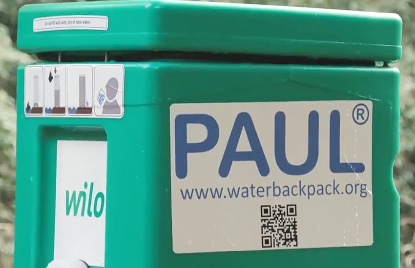 WiloPumpsNigLtd's tweet image. Portable Aqua Unit for Lifesaving - PAUL
Our water backpack Paul turns wastewater into drinking water.

Learn more 👇
bit.ly/3Xtoa7X

#PAUL #lifesaving #waterbackpack #waterislife #watermanagement #watersupply #wilo #wilogroup #sustainability #martinsystems #wilonigeria