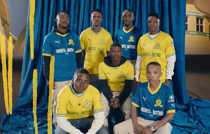MS_Sharpeville's tweet photo. Brand of Champions.

Puma kappa Puma?

#WeRiseAgain https://t.co/nZyDxNBHQ1