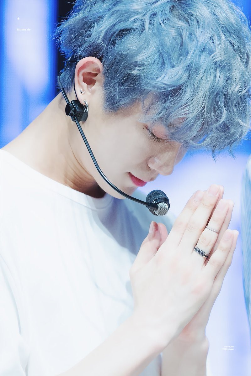 moon_ichigo's tweet photo. 보고 싶어 #OOON #HALO https://t.co/LUsBaHhi9N