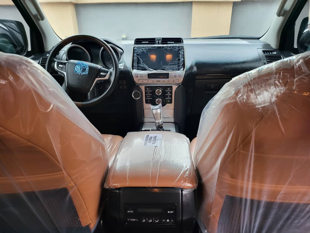 AutosGidi's tweet photo. Please Retweet 🙏🏿 IFB ASAP Toks Toyota Land Cruiser Prado TXL 2017 Model
27M
Car Location:Lagos
Call or WhatsApp us:07035997641
@EmmanuelMarius7
@oris616 @A2zcarz @KingFadAutos
@SouthcarNg @PThompsonautos
@datogoniboy_ @UJoeffrey
@Muhammadumarrrr
Ghana #AmazingGenesis https://t.co/xJt4lVduaY