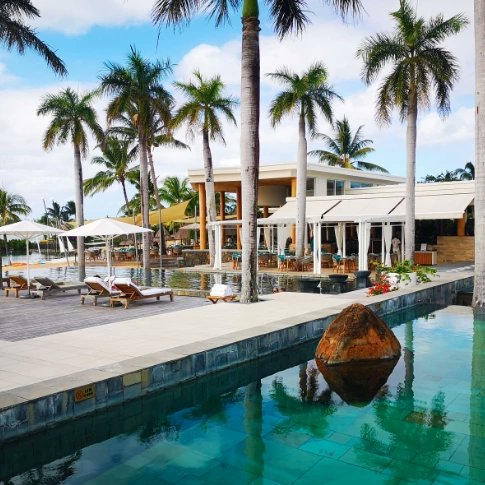5starstories's tweet photo. The Four Seasons Mauritius. @FSMauritius 🏝️ Need I say more? This place lives up to its reputation and then some…

The minute I stepped out my car, I felt like I was in heaven.

Read more about our escape to this island paradise on @exploresa_mag  https://t.co/ezhvvhtRBg https://t.co/D8mez9xgle