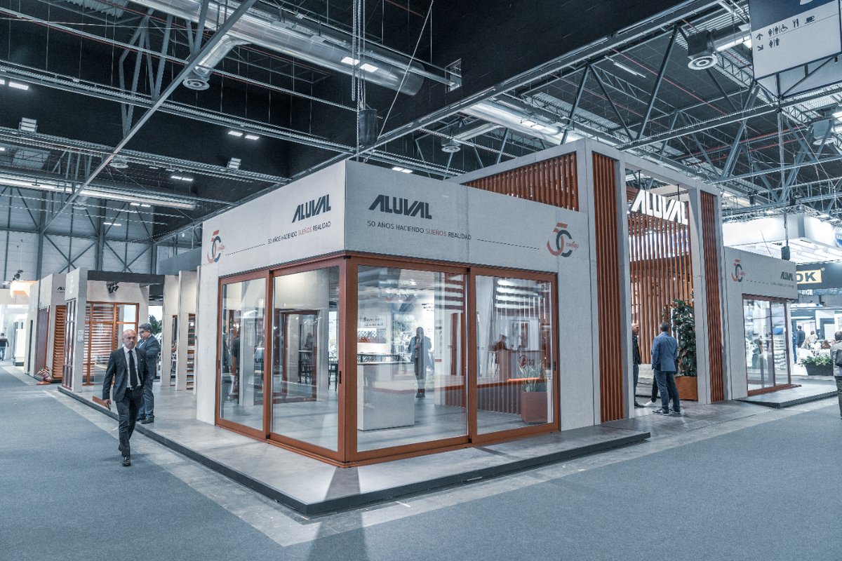 aluval's tweet photo. Ha pasado una semana desde que dijimos adiós a Veteco 2022. Fueron 4 días donde volvimos a esa normalidad que teníamos en 2019, donde nos reunirnos con clientes y amigos, donde demostramos que el sector del aluminio está más vivo que nunca y con soluciones a los problemas reales. https://t.co/jOwq6lxS00