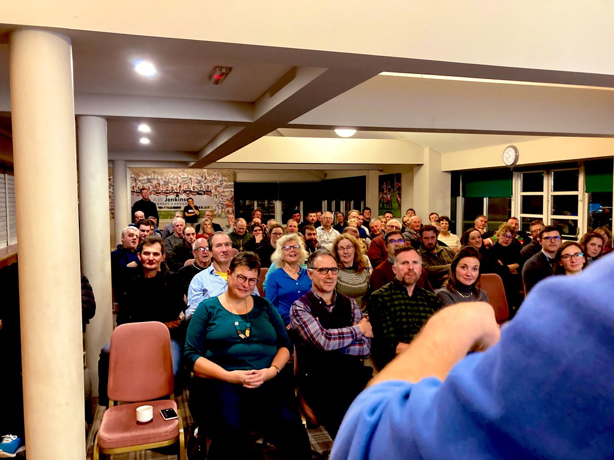 A room packed with positive vibes, humour and honesty! Huge thanks to our 3 speakers, Stuart Johnson, Andrew Hattan and Pete Webster, @farmernetwork1 <a href="/NRenison/">Nic Renison</a>