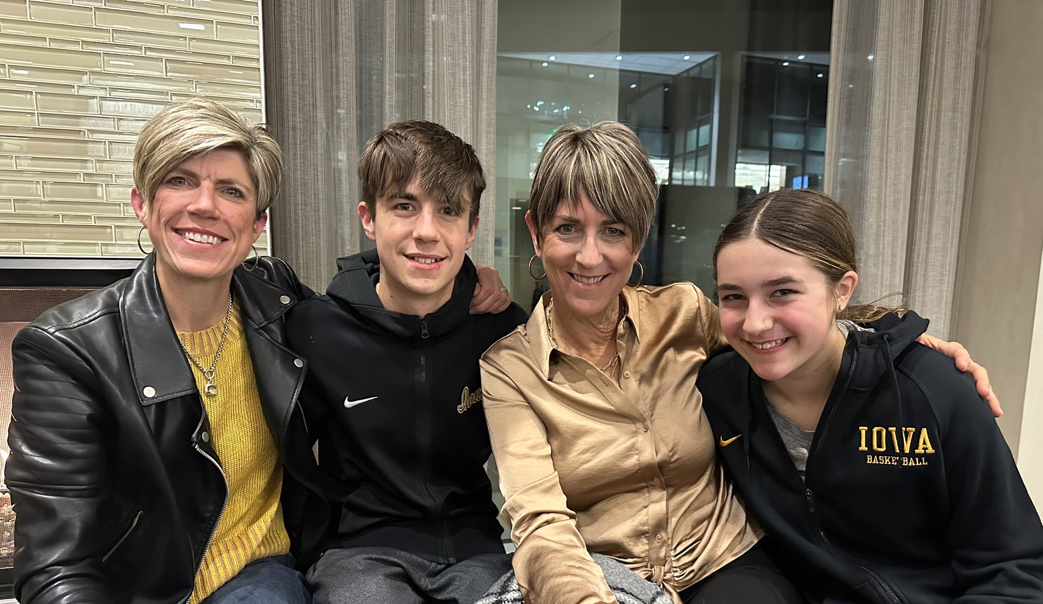Jan Jensen on Twitter "Happy Thanksgiving from us to you!😊Hope your