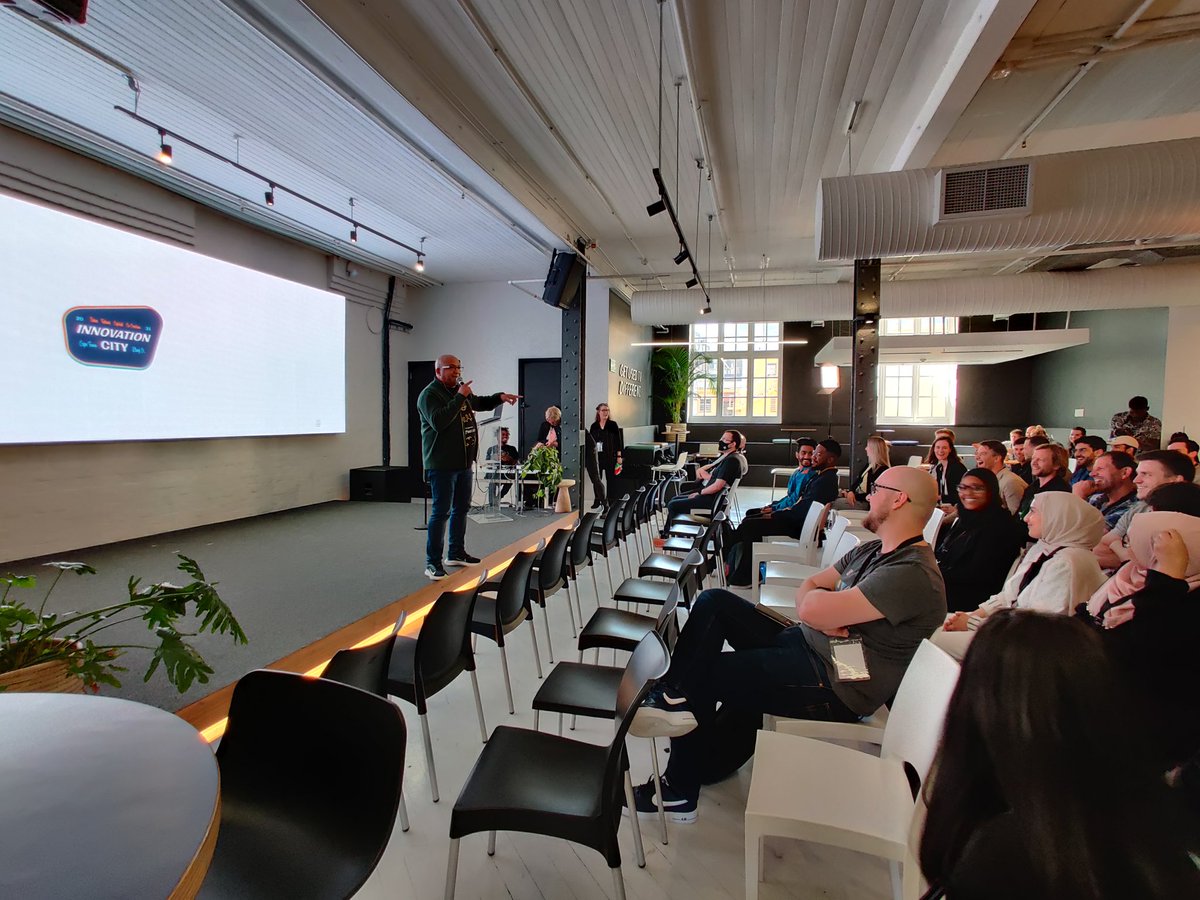 GDGCapeTown's tweet photo. We are off, our hosts #innovationCityCT welcome the attendees #devfest2022 #devfestSA22 https://t.co/umvUYl2SPd