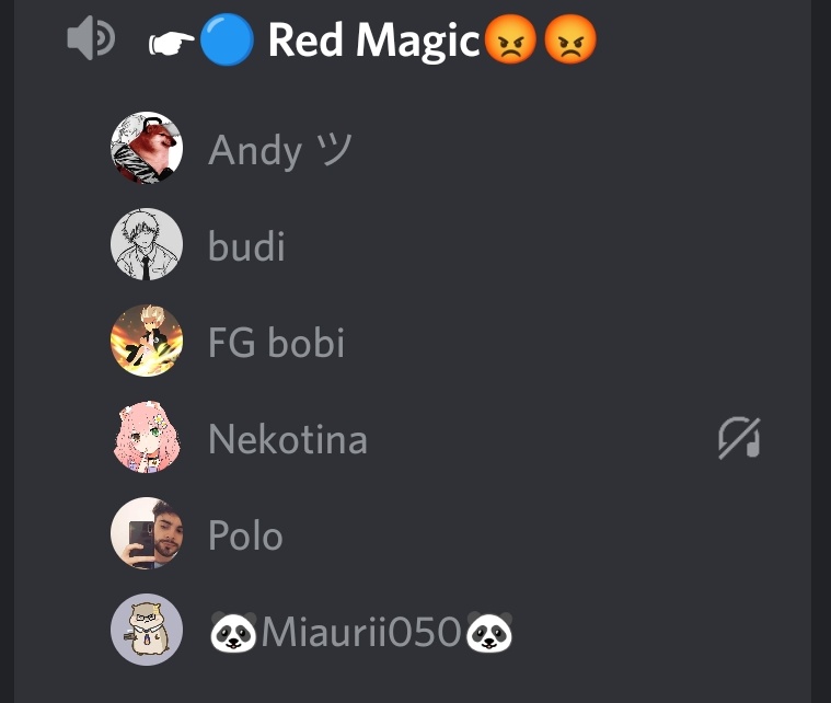 Noche con lo pibe y nekotina una coqueta 😳

Red magic 😡😡