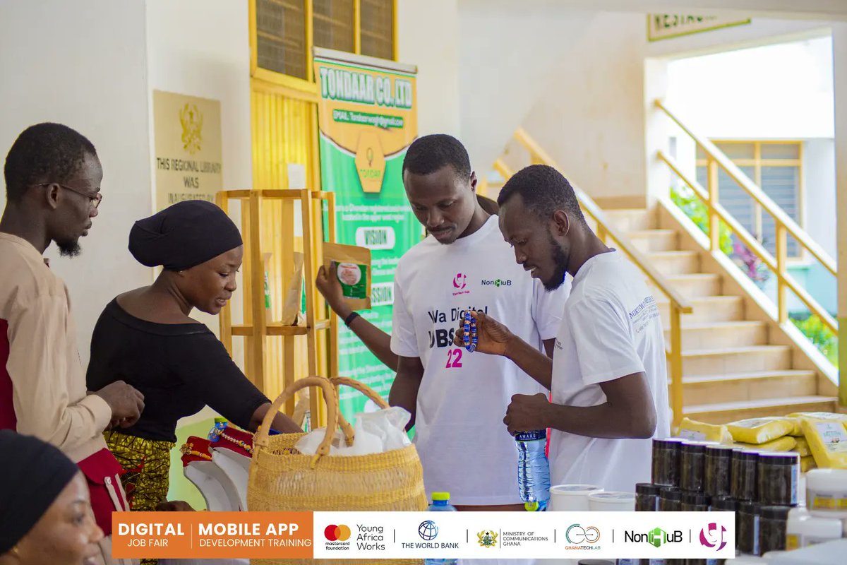 noni_hub's tweet photo. 𝐖𝐚 𝐃𝐢𝐠𝐢𝐭𝐚𝐥 𝐉𝐨𝐛𝐬 𝐅𝐚𝐢𝐫
Wa Digital Jobs Fair provided free exhibit space for local vendors to showcase their goods and services. Participants enjoyed shopping and learning more about the goods and services.
#GTLimpact 
#GTLMobileAppDev
#PaSE
#GTLEcosystemMapping https://t.co/RDtUTGTW6t
