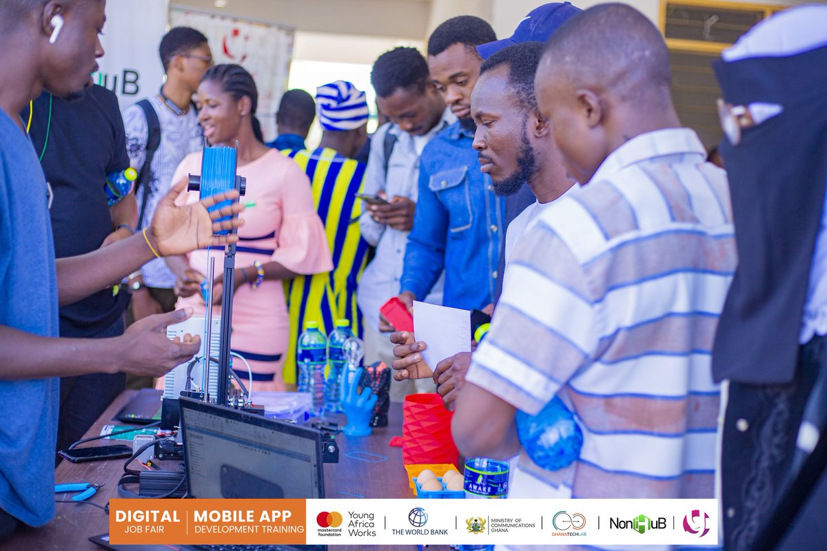 noni_hub's tweet photo. 𝐖𝐚 𝐃𝐢𝐠𝐢𝐭𝐚𝐥 𝐉𝐨𝐛𝐬 𝐅𝐚𝐢𝐫
Wa Digital Jobs Fair provided free exhibit space for local vendors to showcase their goods and services. Participants enjoyed shopping and learning more about the goods and services.
#GTLimpact 
#GTLMobileAppDev
#PaSE
#GTLEcosystemMapping https://t.co/RDtUTGTW6t
