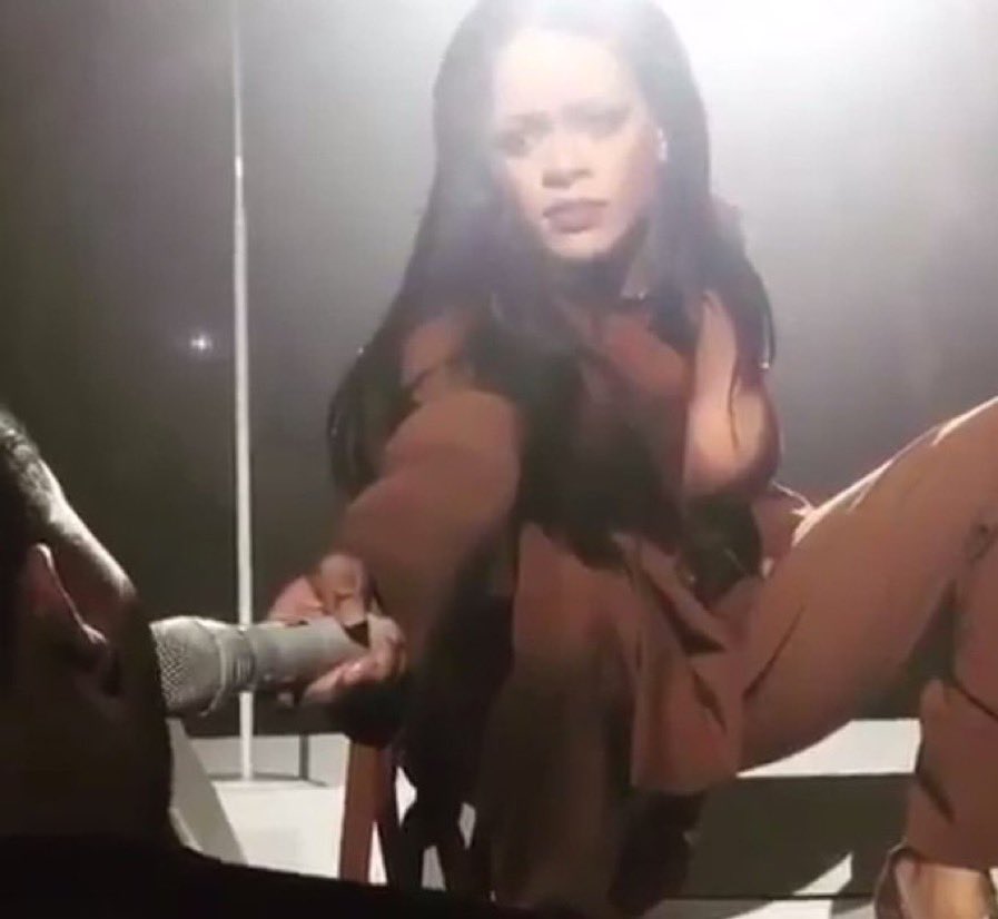 meme video encyclopedia tweet media