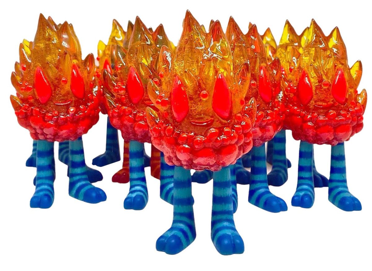 spankystokes's tweet photo. Leecifer x Kyle Kirwan - The SPARK BLOOM release announced! https://t.co/owm3Znmmf9 #KyleKirwan #Leecifer #Resin https://t.co/jNRMS557QQ