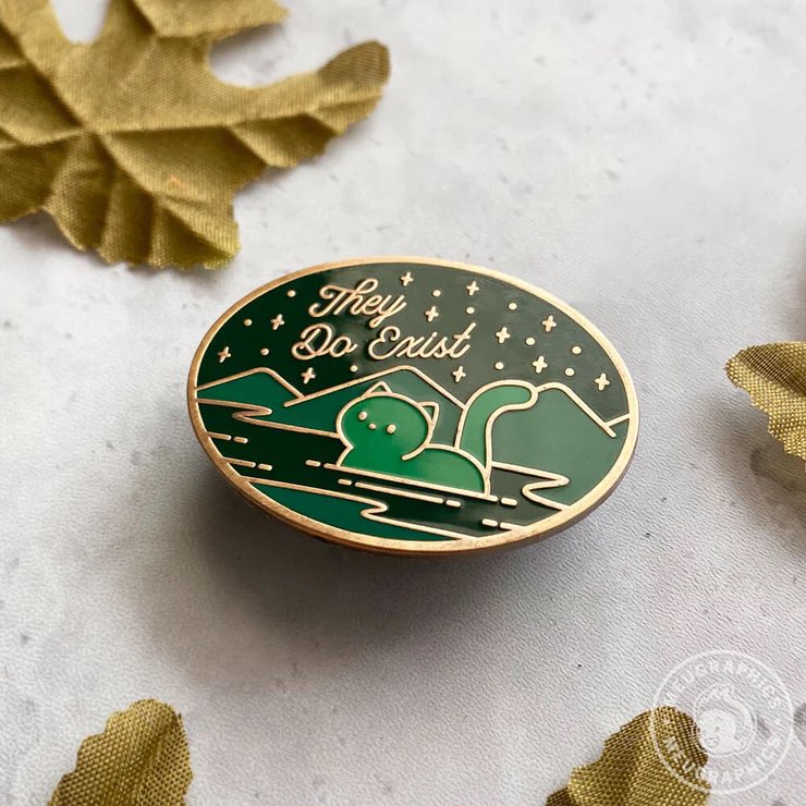 Meugraphics's tweet photo. @dandedoodles Hi , I’m an illustrator that creates cute enamel pins and stickers ! 

https://t.co/PWsSPyr95E https://t.co/pOjRQg2yw8