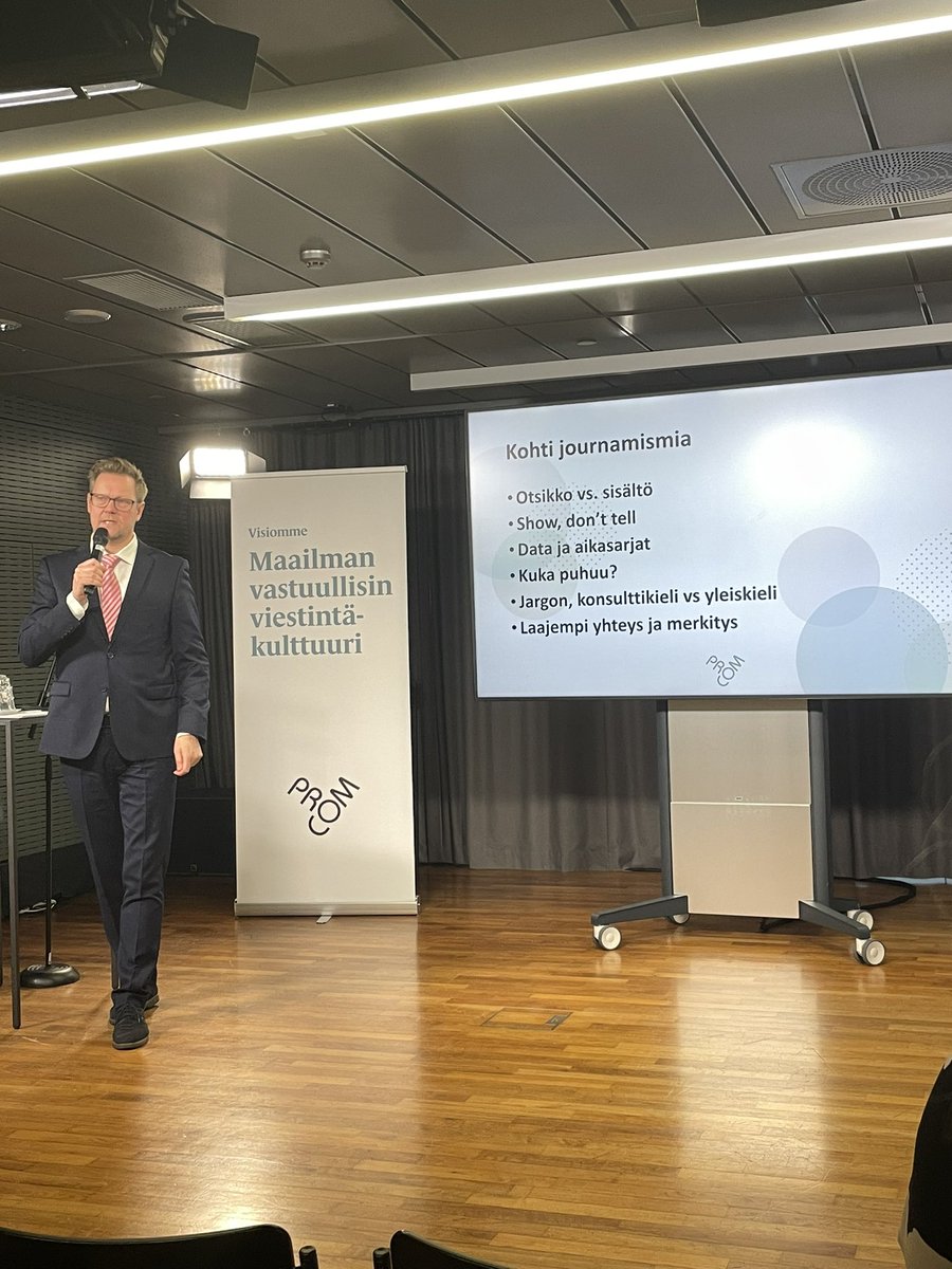 Journalismin piirteet vahvistuu myös yritysten &amp; yhteisöjen omassa mediassa, kertoo <a href="/tiessalo/">Raine Tiessalo</a> <a href="/ProComRy/">ProCom ry</a> :n #omamedia aamussa. Viestintä muuttuu siis ymmärrettävämmäksi. Erinomaista!