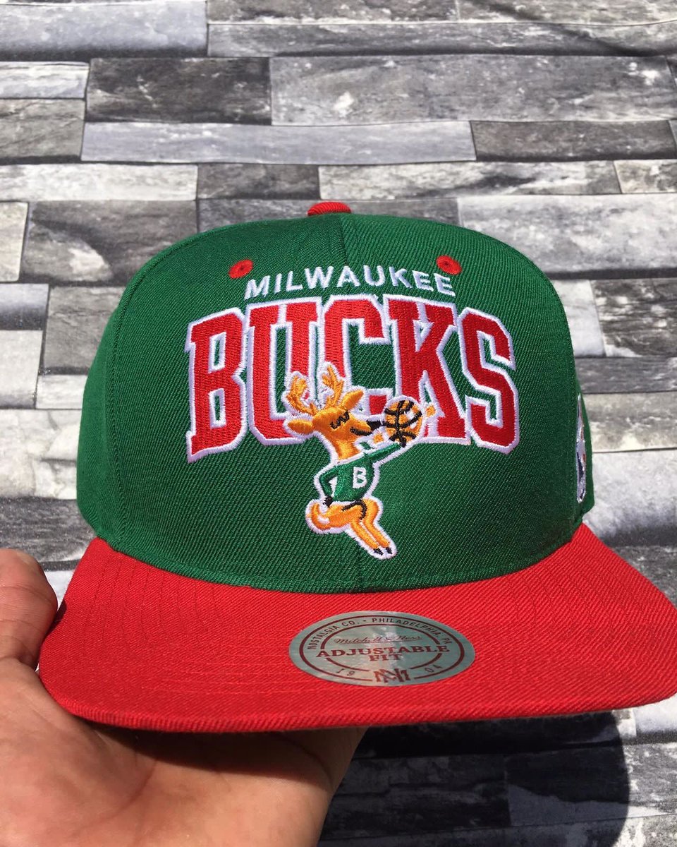 MavoMgenge's tweet photo. @kafangi New Era caps available!!!
700 only
0717194935

Please RT https://t.co/eCxCK4qoVA