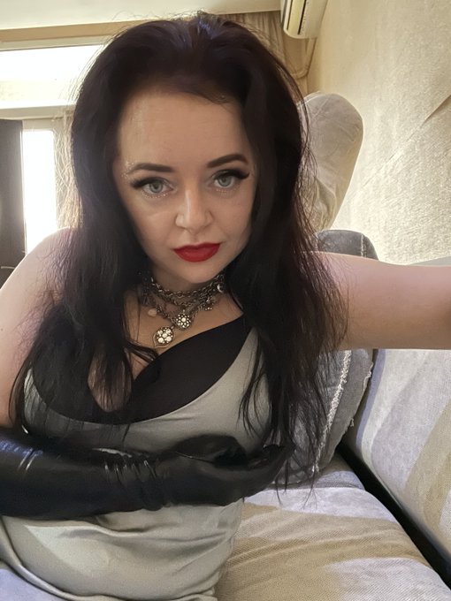 Wanna get closer to me? 😉 Be my friend on xHamster 😘 https://t.co/6FUhlNPUzf https://t.co/qQix409I7E<a href="/tag/xhamster"class="tags"><span>#xhamster</span></a>