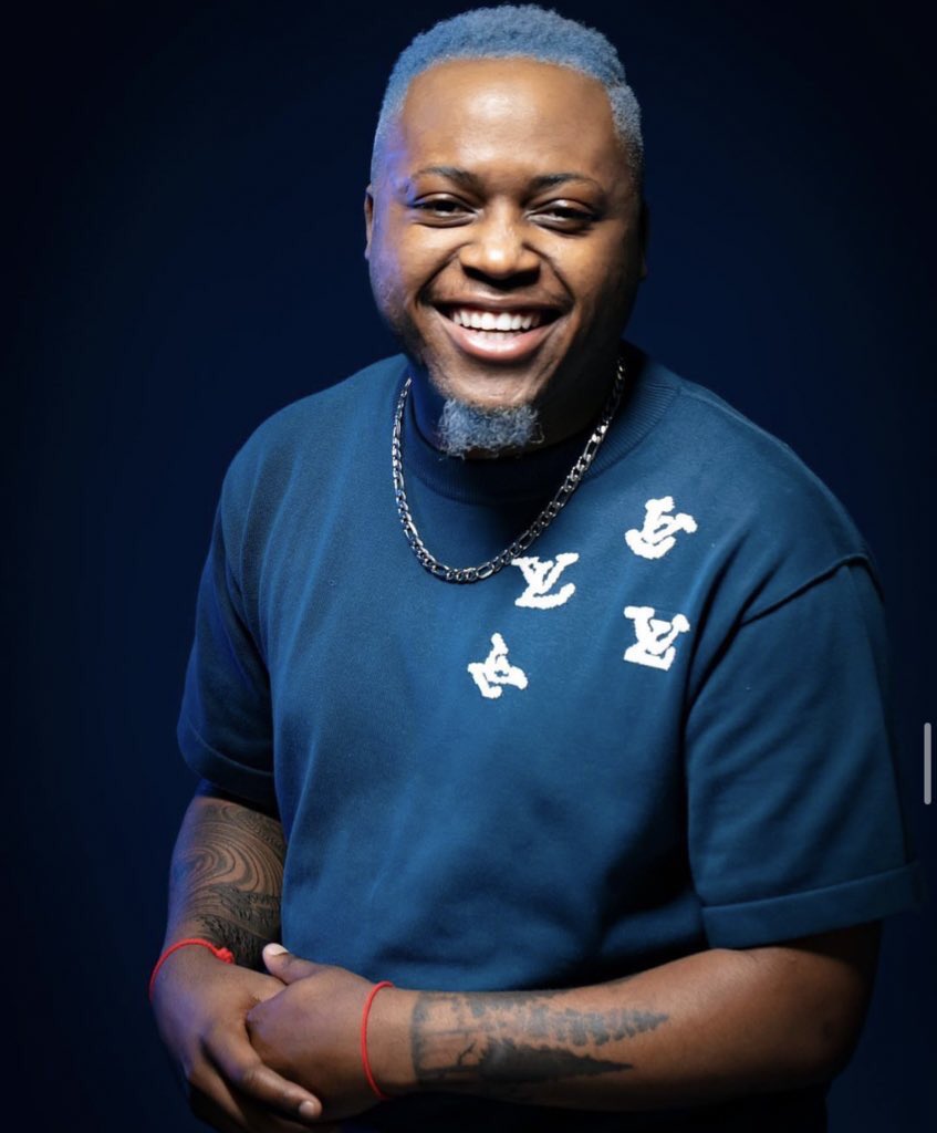ClickMediaSA's tweet photo. #RocketsLife is celebrating the 15th Birthday the hosters are what you wanna see👏🏽
@kelvinMomo_ will be on the decks👏🏽👏🏽 giving people nice music. 
Show up at 6pm.
📍Sat - Rockets Menlyn
     Sun - Rockets Bryanston
💸R150 Entrance Fee

#Rockets15 https://t.co/tjDXMZI7EG
