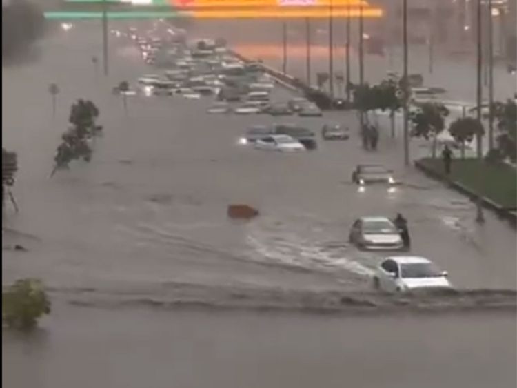TaawunT's tweet photo. Devastating floods in Saudi: Taawun Trust prays, Almighty Allah keep everyone safe! Aameen https://t.co/yKQh5UQFJ9
#Govtofsaudi #Jeddah-#Makkah #Saudiarabia #Viralvideos #Trendingvideos #Saudirain #Rain #Saudi_arabia #GulfKanawut https://t.co/UfmRDag06r