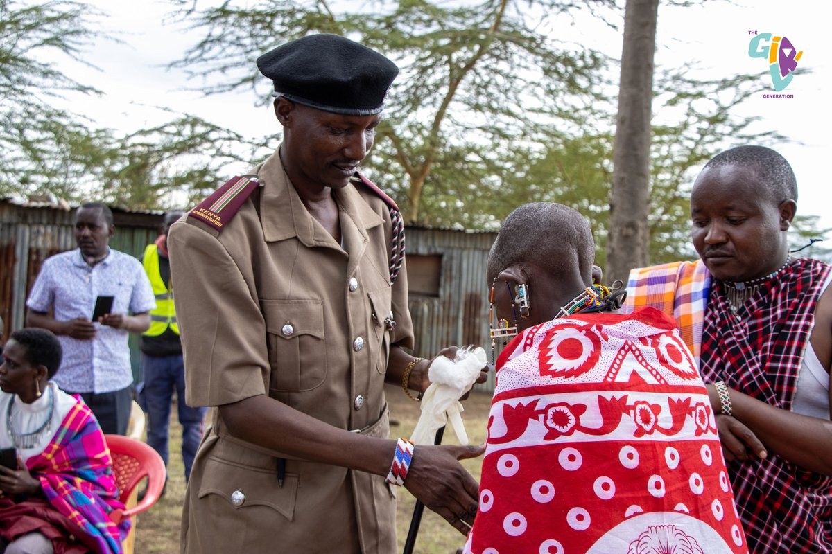 TheGirlGen's tweet photo. As we kick off #16DaysOfActivism, we want to celebrate Muteno for abandoning the practice of cutting girls last week in Suswa, through the support of @Amref_Kenya. "I abandon this practice in front of all these witnesses and surrender my tools to Chief Reson." #EndFGM #TGGGrants https://t.co/9a9rtBsWIR