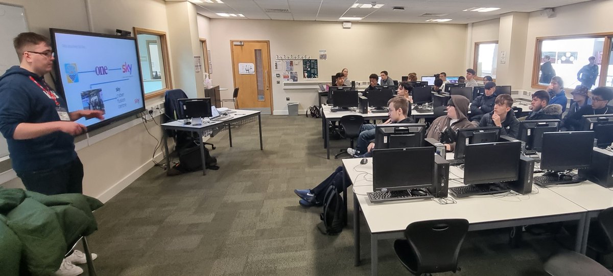 SuffolkOneICT's tweet photo. Many thanks to Robbie for coming to @SuffolkOne
 to talk about progression and apprenticeship opportunities at @SkyUK!  Students really appreciated the guidance and insight into working in cyber security! #lifeatsky #cybersecurity #sorrywrongsky https://t.co/2yX7Tj9g8z