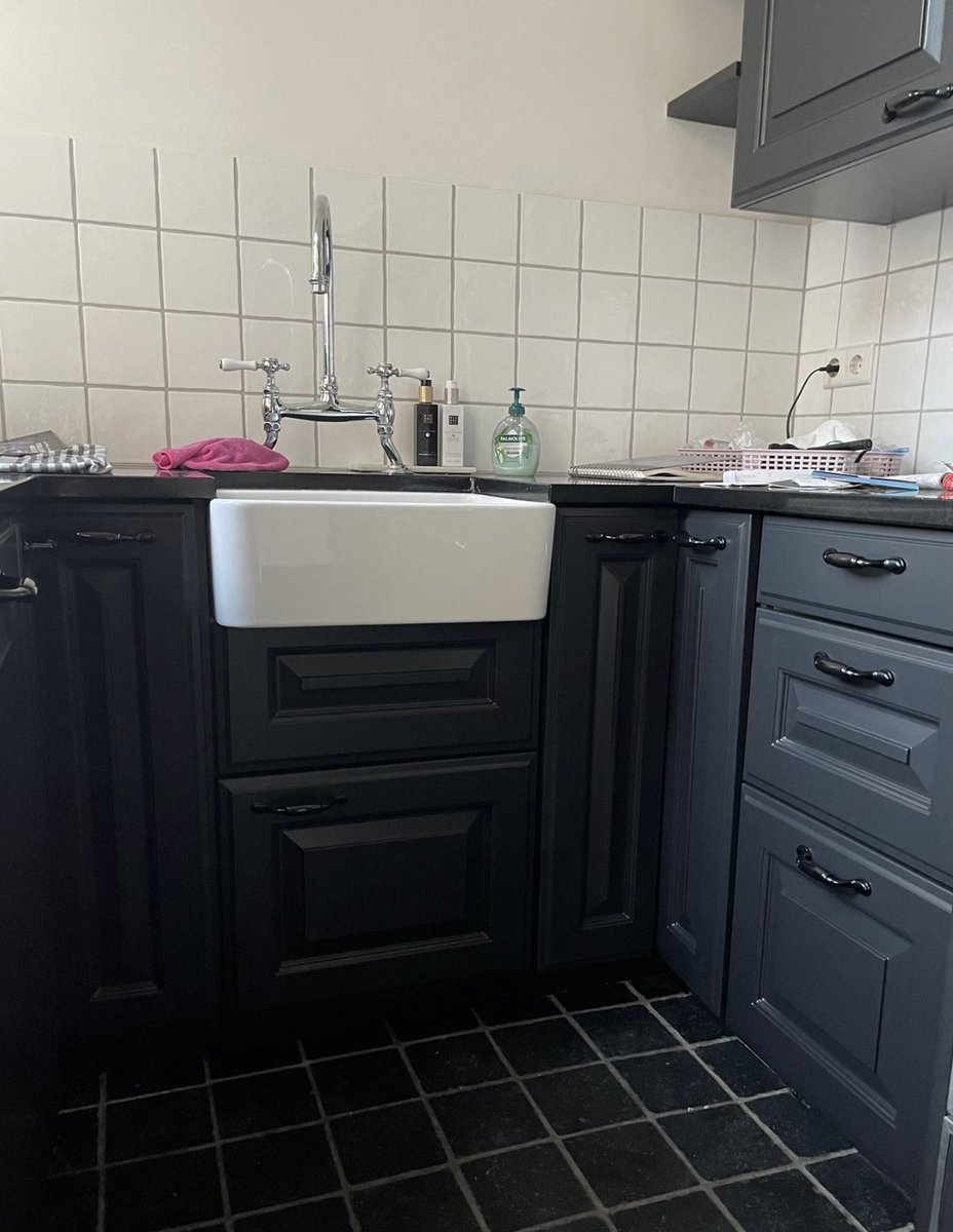 MissMel_12_'s tweet photo. Keuken aan het opknappen tussen alle drukte door.
Eind komt inzicht 😊 Blij.
#altijdbezig #zooitje #hoorterbij https://t.co/cHcO0W7VKE