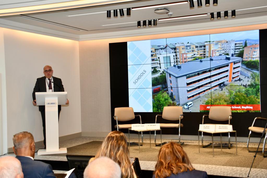 KGElgin's tweet photo. DEİK-FCIC tarafından 8’incisi düzenlenen Uluslararası Mühendislik Forumunda yapmış olduğum açılış konuşmamda İSMEP Projesi kapsamında İstanbul’da yapılan çalışmalar hakkında bilgi verdim. #ismep #ipkb #deik #fcic https://t.co/U4kRpCg3Mp
