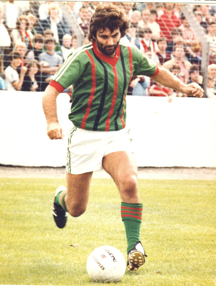 Glentoran's tweet photo. Remembering East Belfast's most famous son, George Best who we lost 17 years ago today 💚 https://t.co/fQ11SFld1i