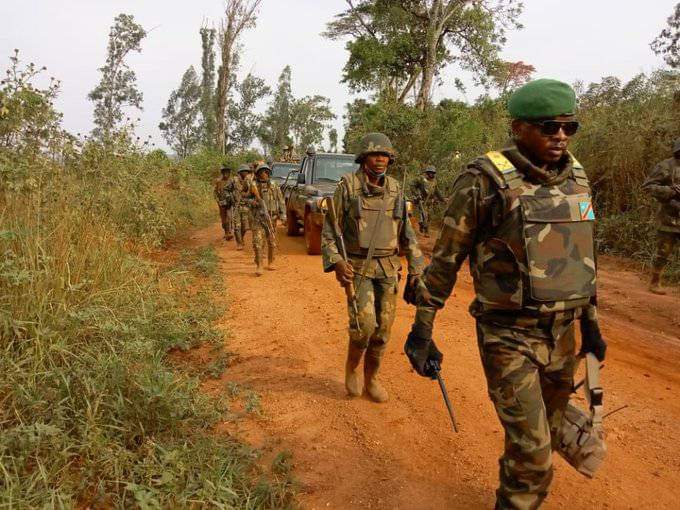 simeonisako13's tweet photo. #RDC🇨🇩:Afrontements #FARDC-#M23, 1 jours après l'appel du cesser le feu, les combats ont repris ce vendredi matin ds la localité de #Chumba,village de #Swagara à #BWIZA, plusieurs sources affirment que d'autres #fronts sont concentrés sur la colline de #Kabarozi https://t.co/DHYZdhe3dr