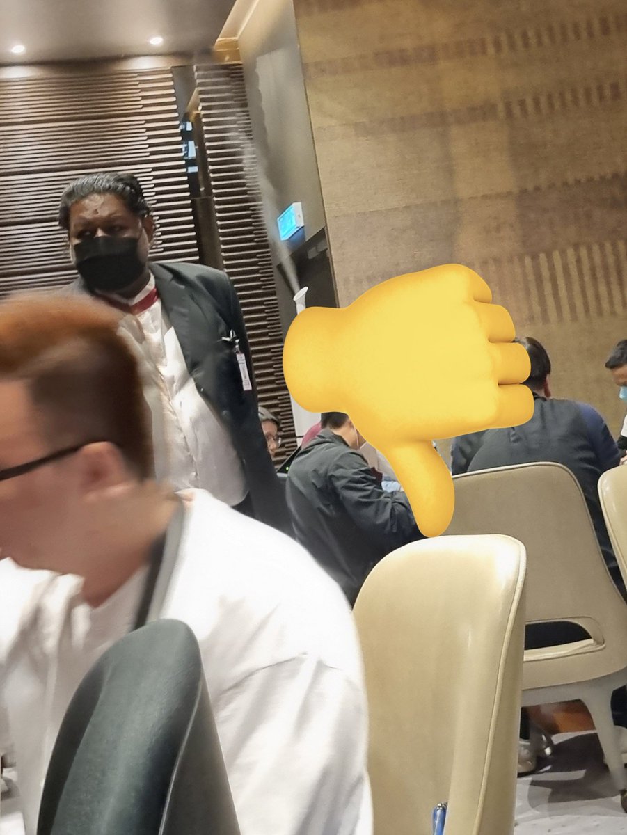 MzillaM's tweet photo. 04
@RW_Genting @Genting_Casinos 

This is a truly unpleasant experience from this floor manager and he displayed arrogant attitude with no problem solving mentality , perhaps @RW_Genting should consider promoting this person to general cleaner to display hospitality of your co https://t.co/Cx6G42buIh